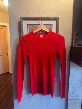 Arket Red Long Sleeve Crewneck Sweater